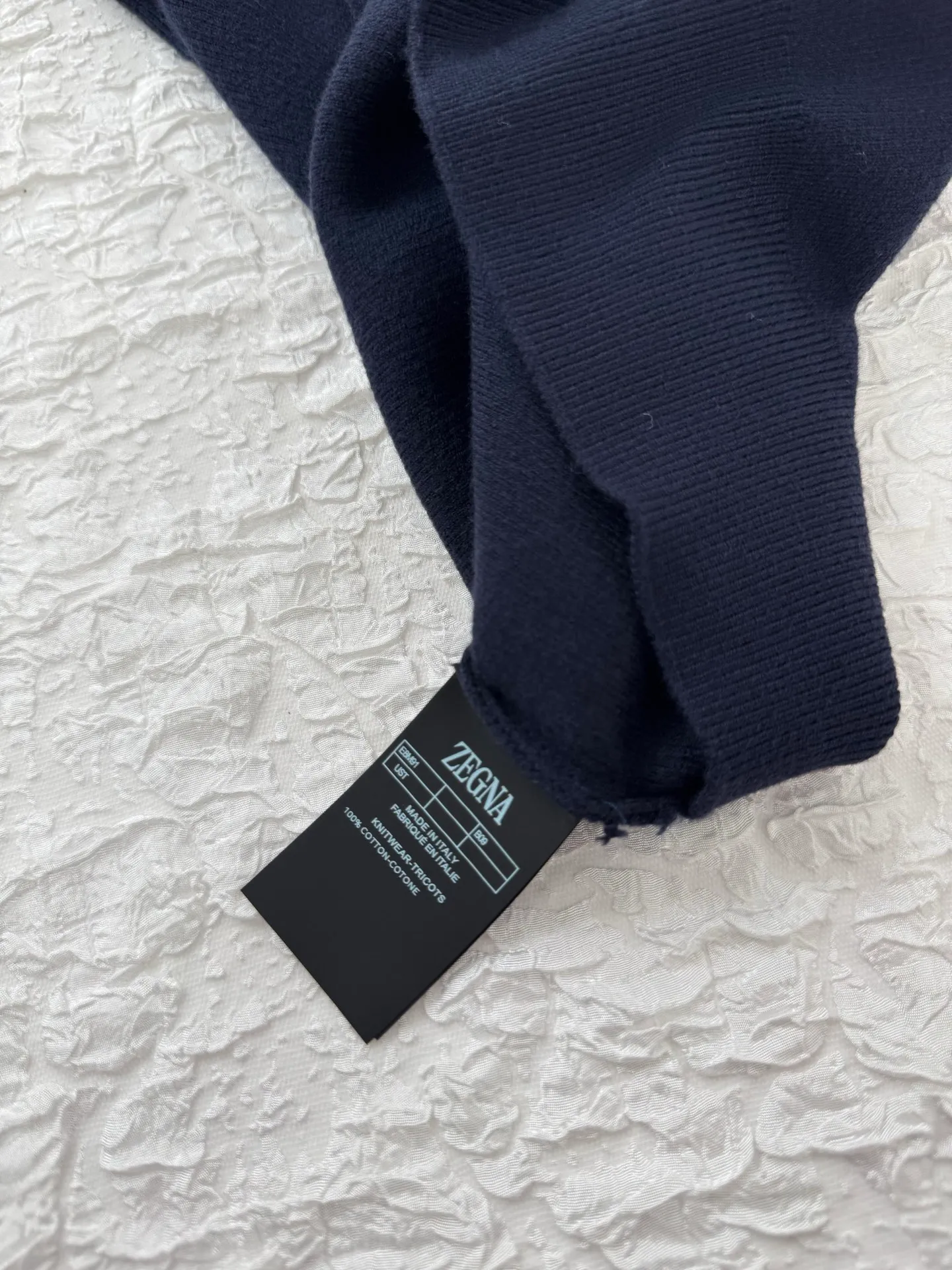 Zegn ， ，Navy Blue ，White ， 、 、 ， ， 。 Size：S/M/L/XL